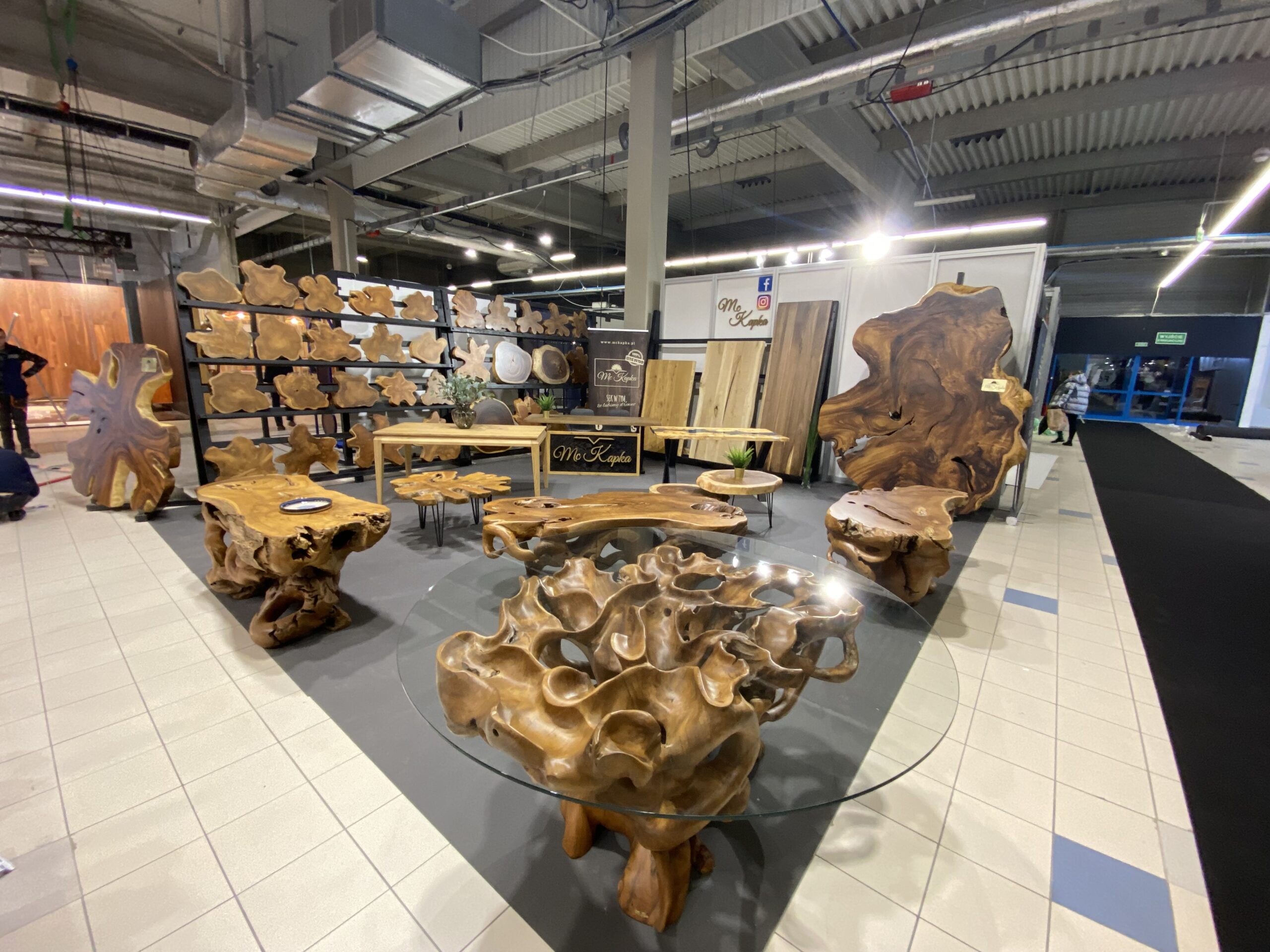 Drewno egzotyczne do kuchni – praktyczne i trwałe.