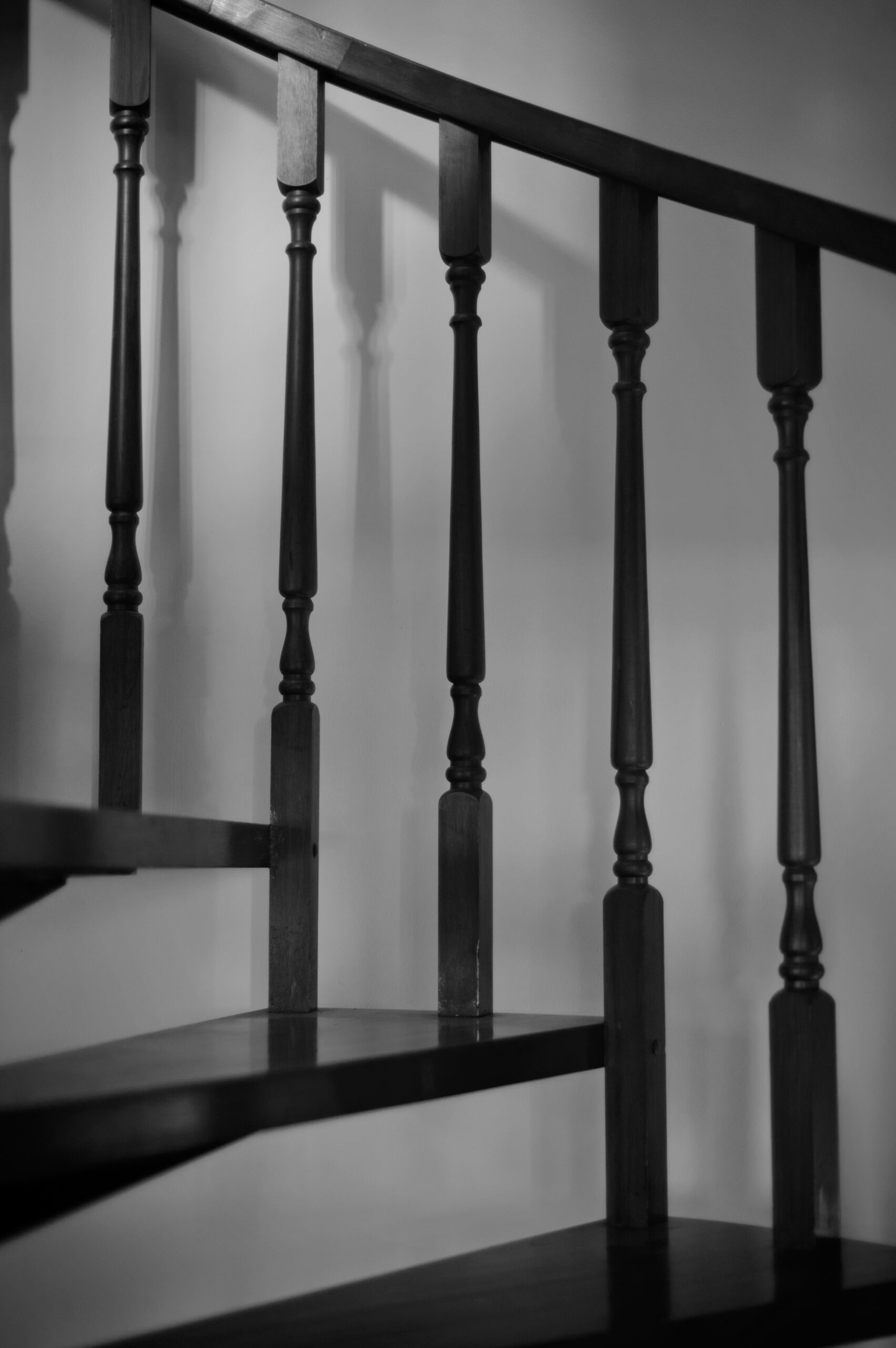 Elementy toczone drewniane do balustrad