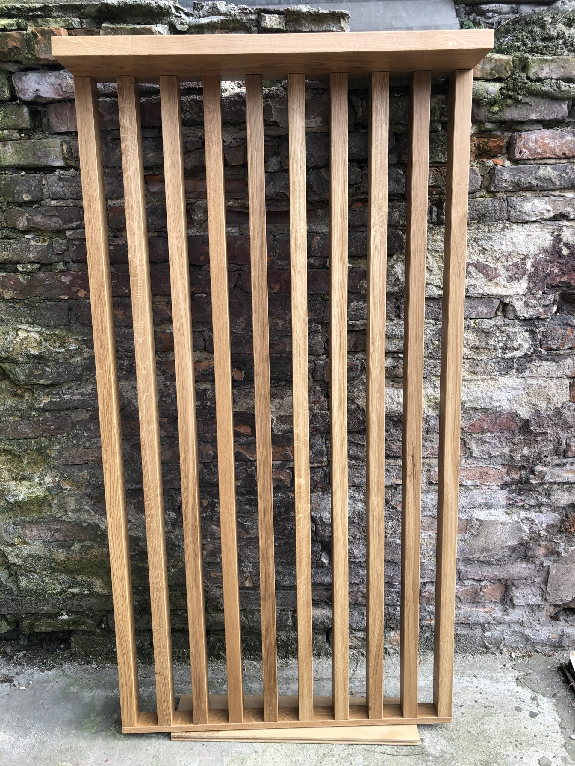 Lamele drewniane – nowoczesny kontrast.