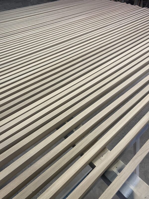 Lamele drewniane Warszawa – lokalne realizacje.