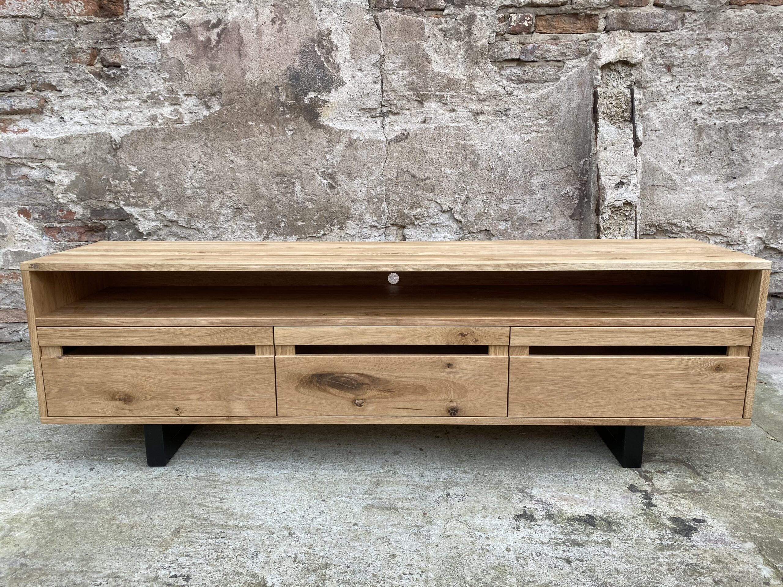 Meble drewniane na wymiar Warszawa