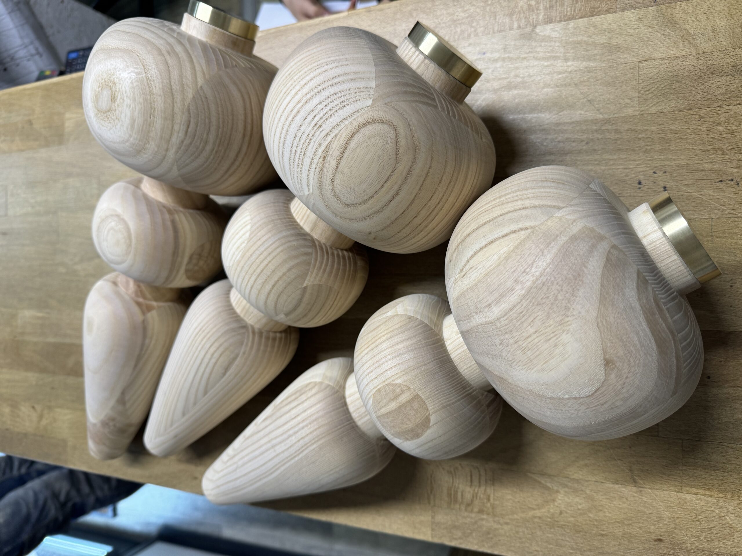 Okrągła noga drewniana toczona