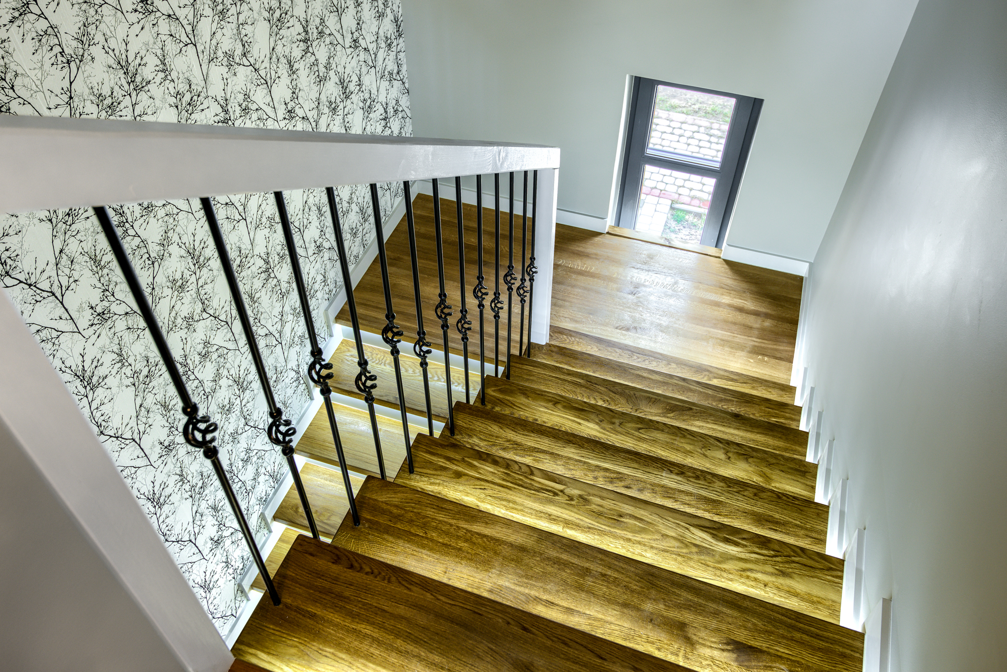 Schody drewniane z montażem Warszawa