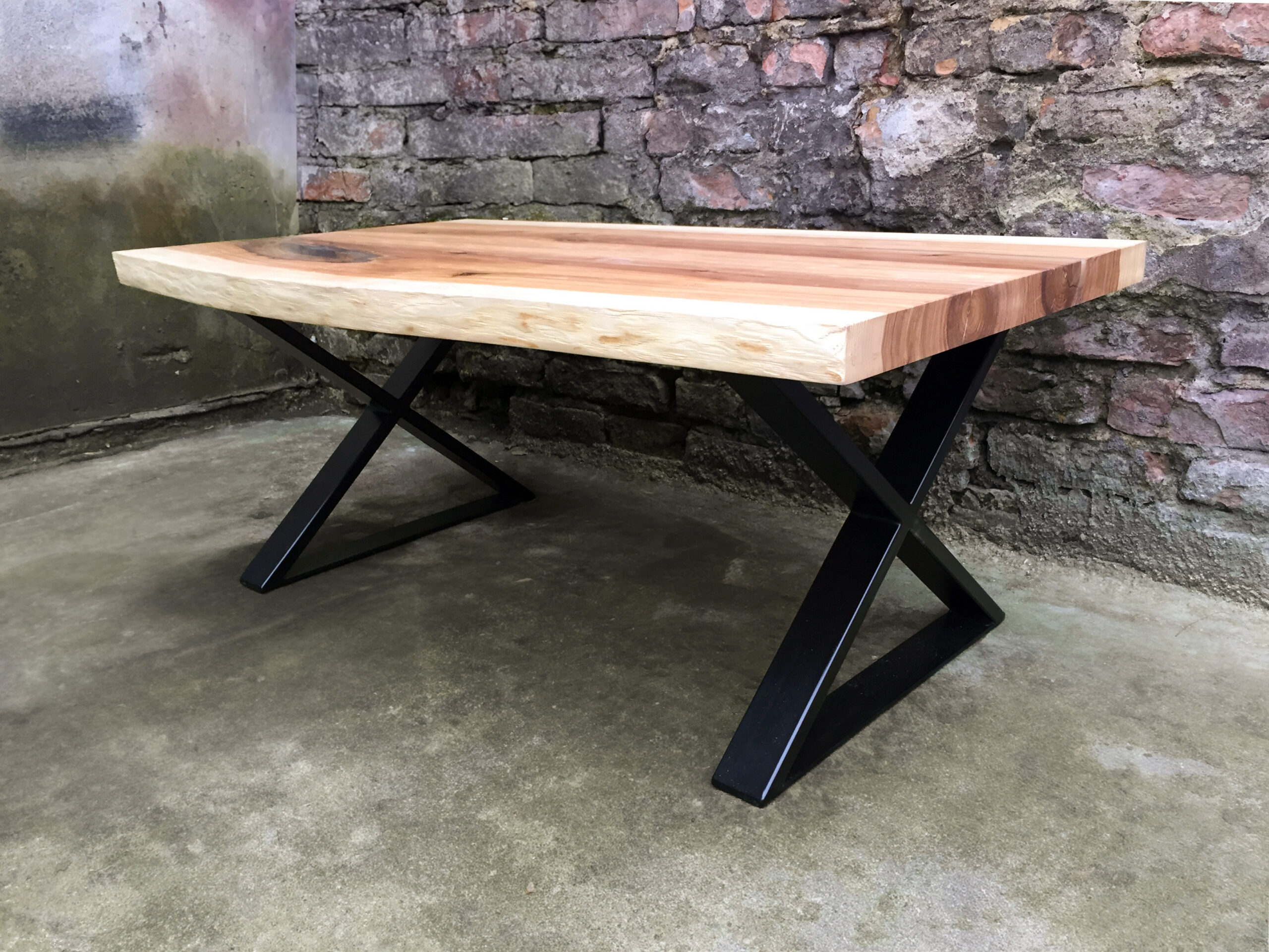 Stolik kawowy drewniany na wymiar – realizacja Warszawa.