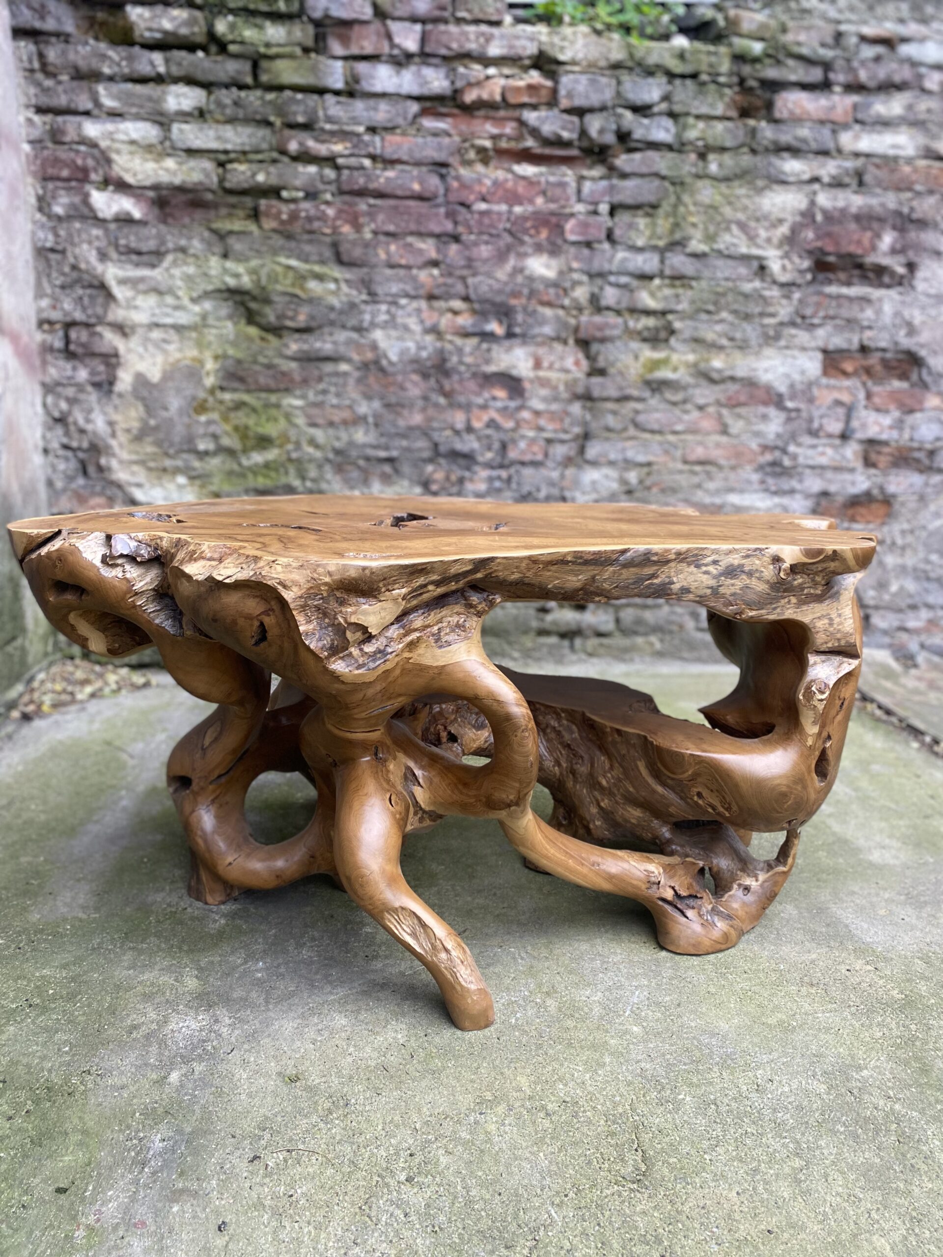 Mistrz stolarz Warszawa – nietypowe projekty