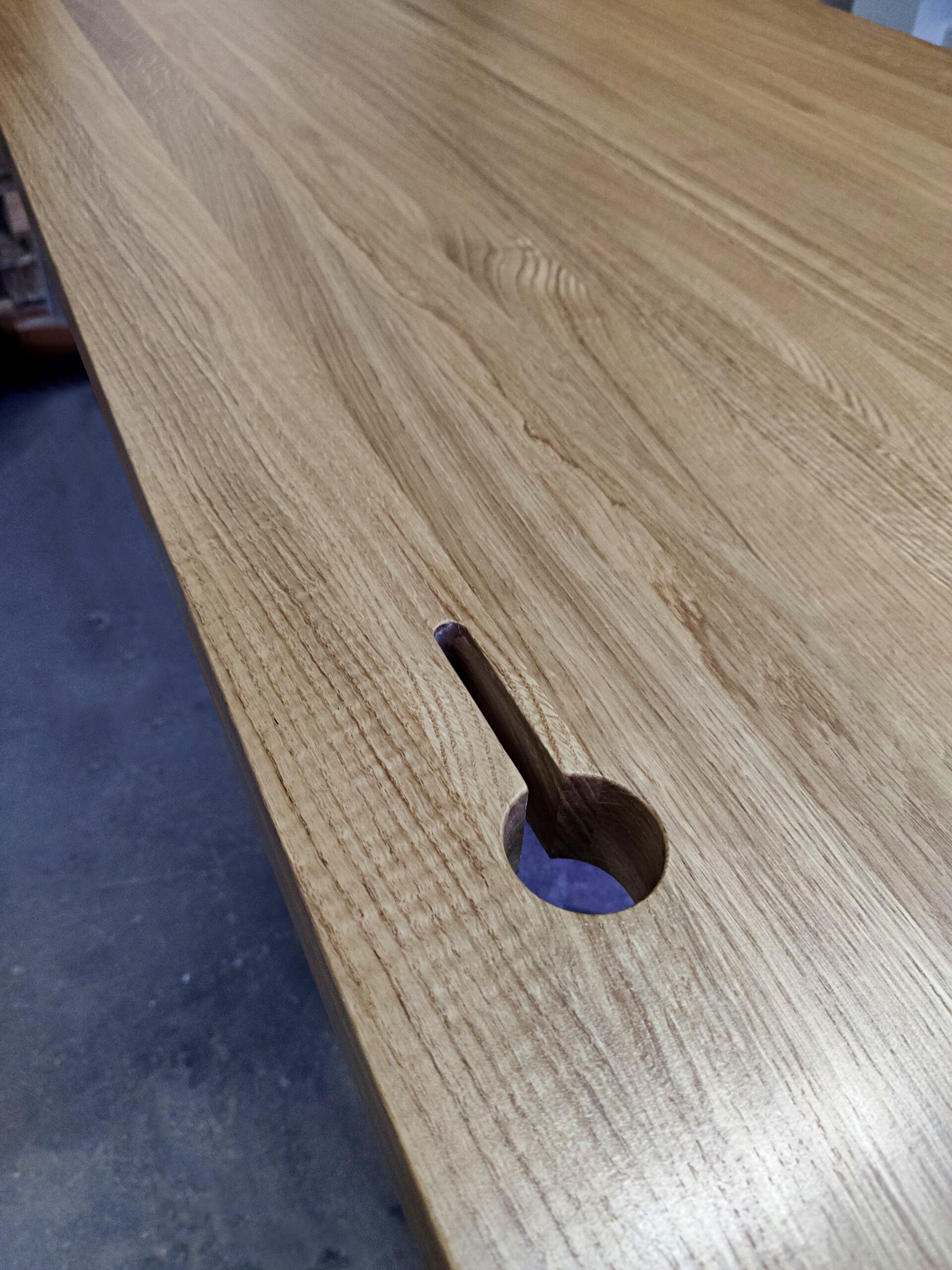 Wycinanie otworów na przewody Warszawa