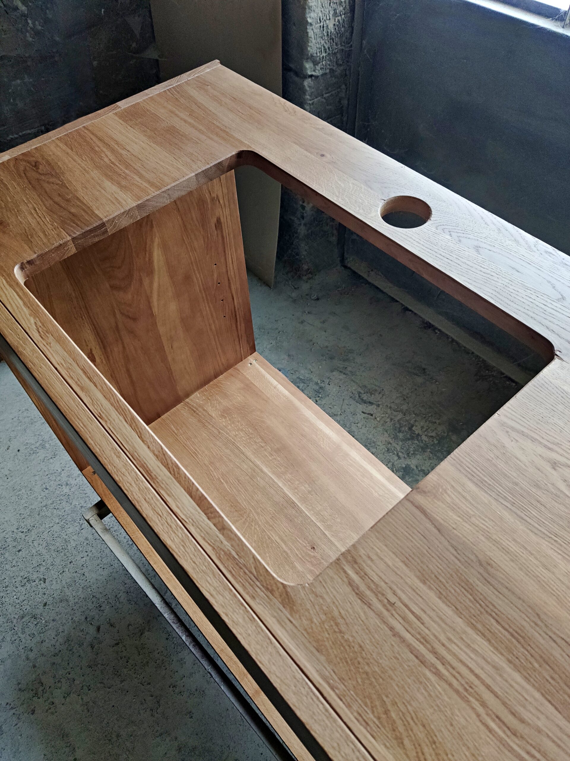 Wycinanie otworów w blatach pod zlew Warszawa