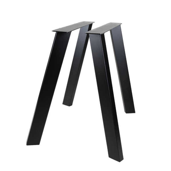 Nogi metalowe SZUMIA – cztery lekko ukośne nogi stalowe do stołu