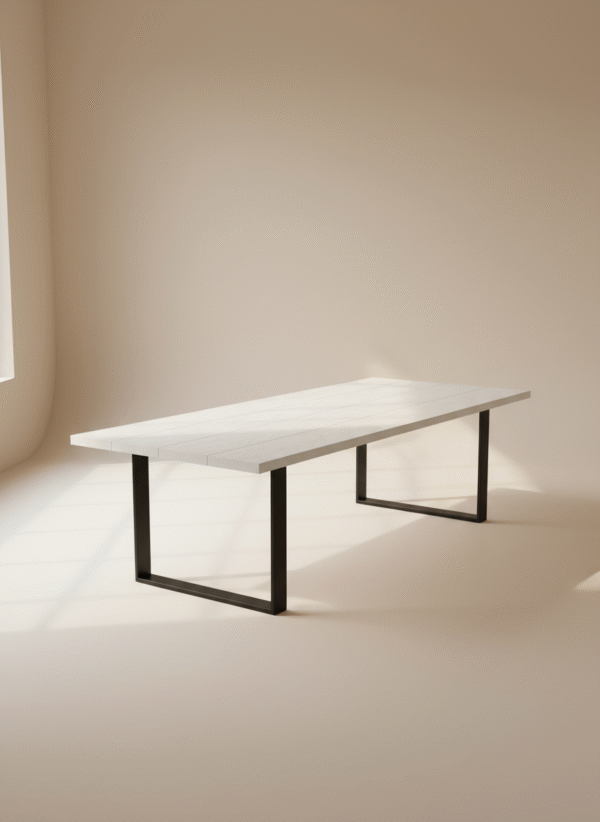 Stół dębowy SZUM – nowoczesny stół z czarnymi metalowymi nogami