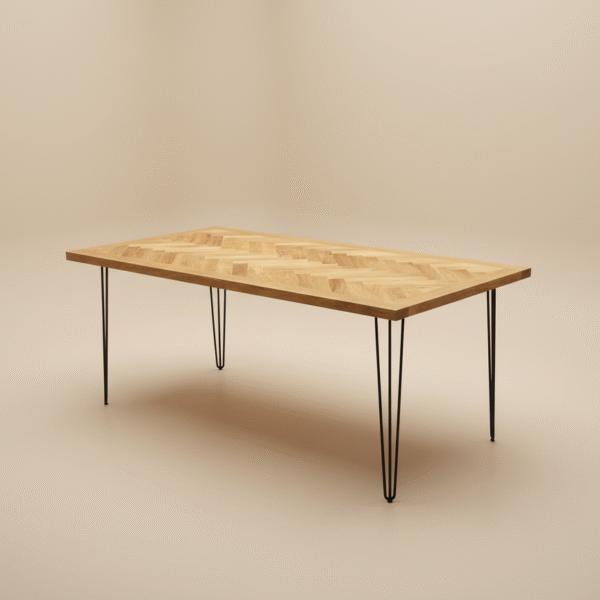 Stół MOZGA – drewniany blat i nogi z metalowych prętów, styl loftowy