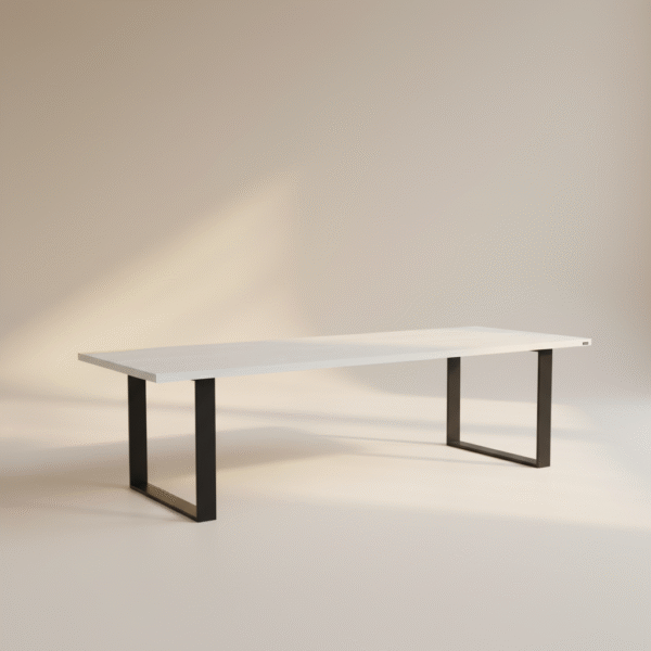 Stół SZUM – ręcznie wykonany mebel z litego drewna