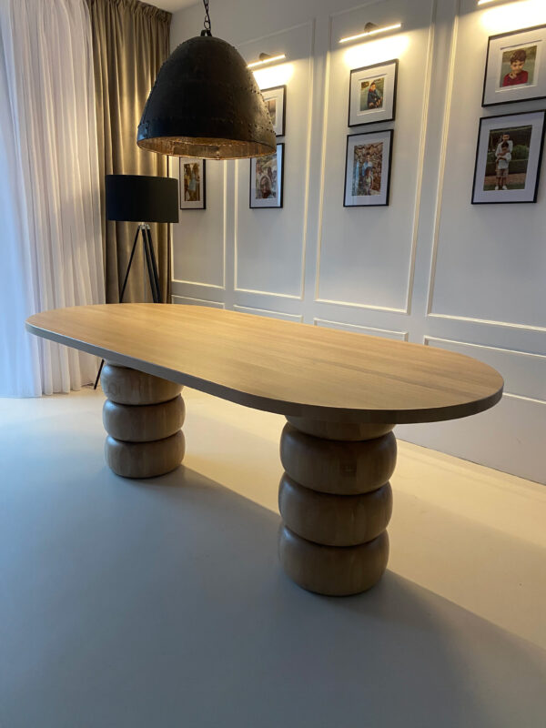 Stół drewniany Galicja – masywne nogi toczone, elegancki design